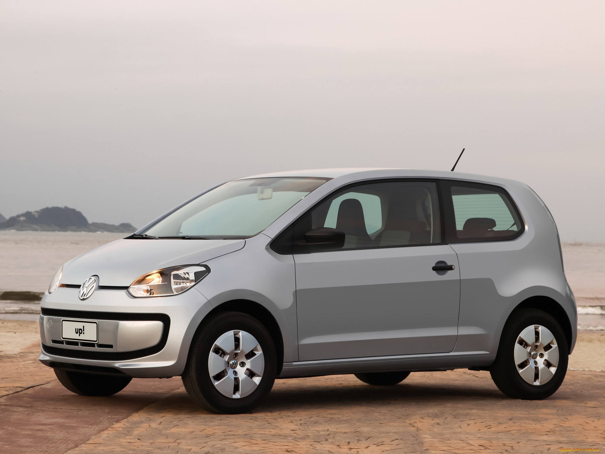 Volkswagen up 2014